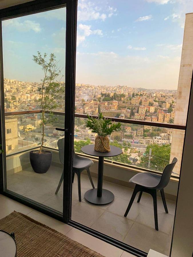 Bed and Breakfast Nu Fifty Two Amman Exterior foto